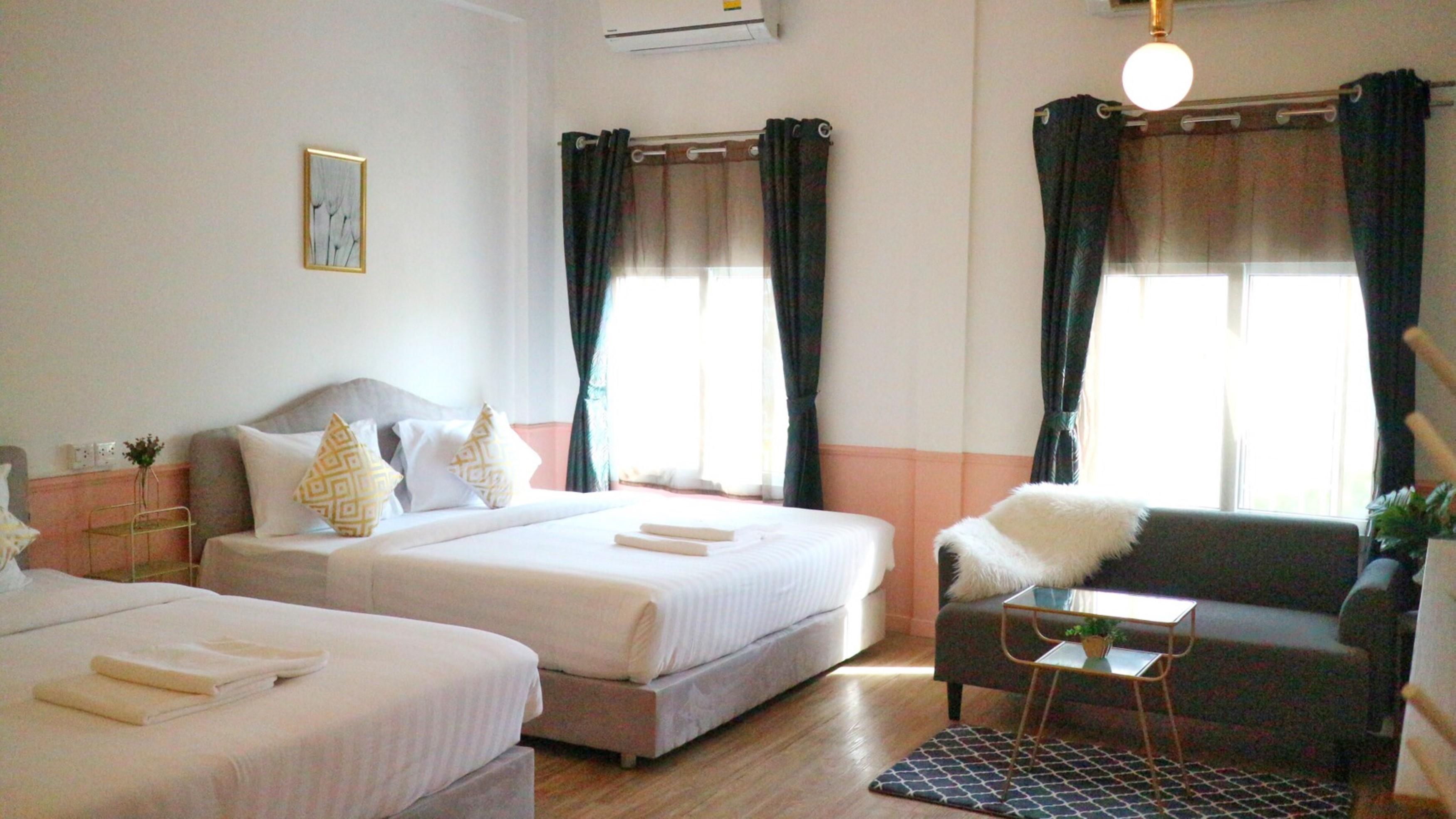 Isara Boutique Hotel And Cafe Phuket Exterior foto